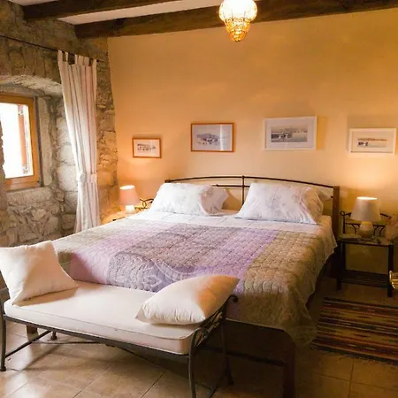 Villa Castella Poljane